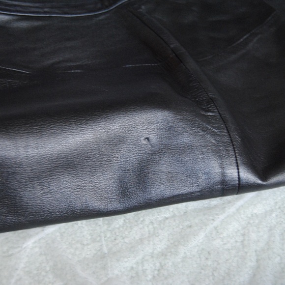 80’s Vintage Italian Leather Midi Skirt - Picture 4 of 4